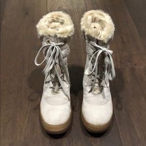 BareTraps Stay Dry System Boots